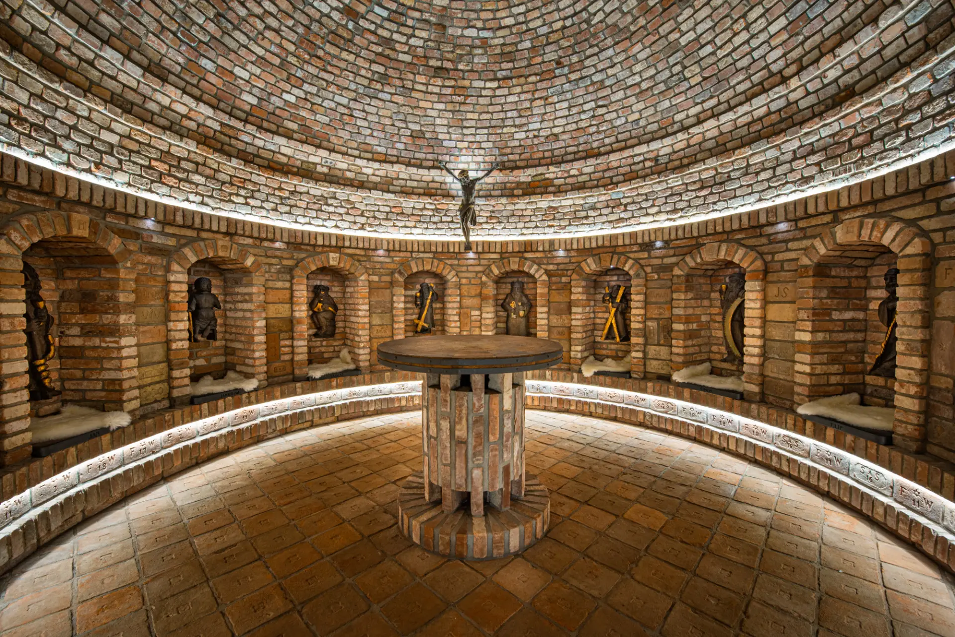 Areál měšťanských vinných sklepů (Uherské Hradiště – Mařatice) Areál měšťanských vinných sklepů (Uherské Hradiště - Mařatice)